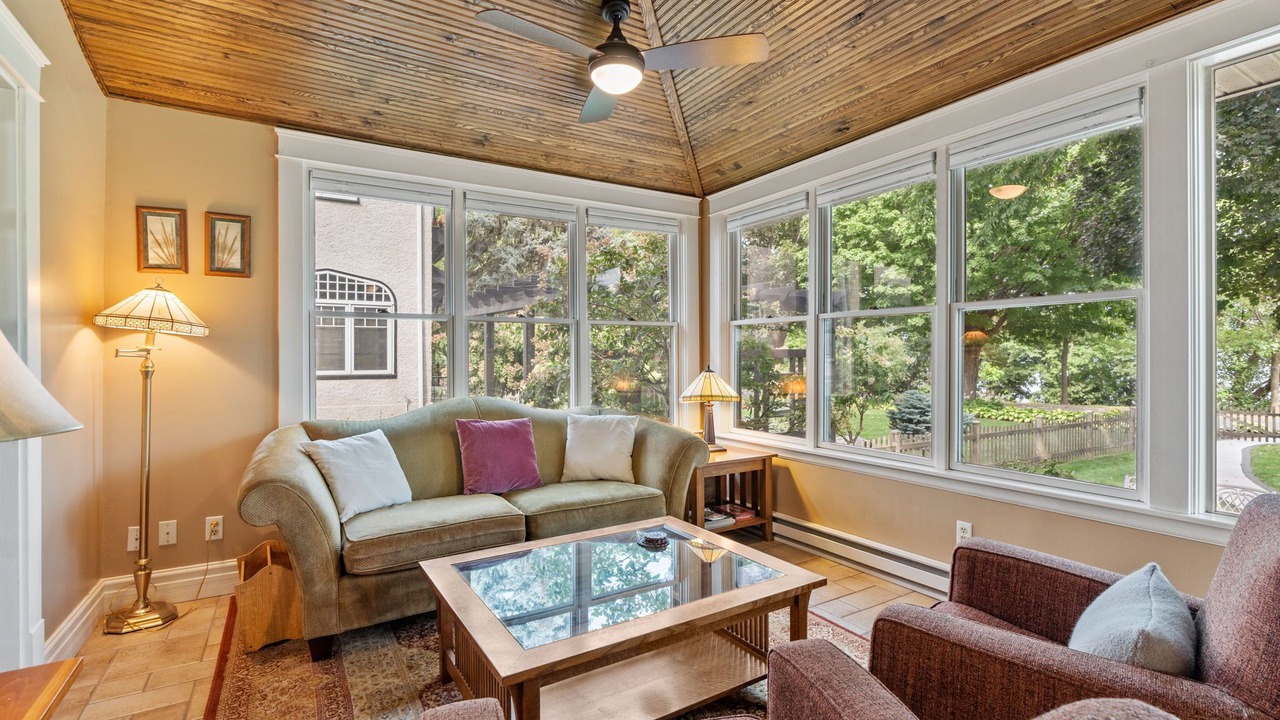 Photo of Outdoor in Linden Hills