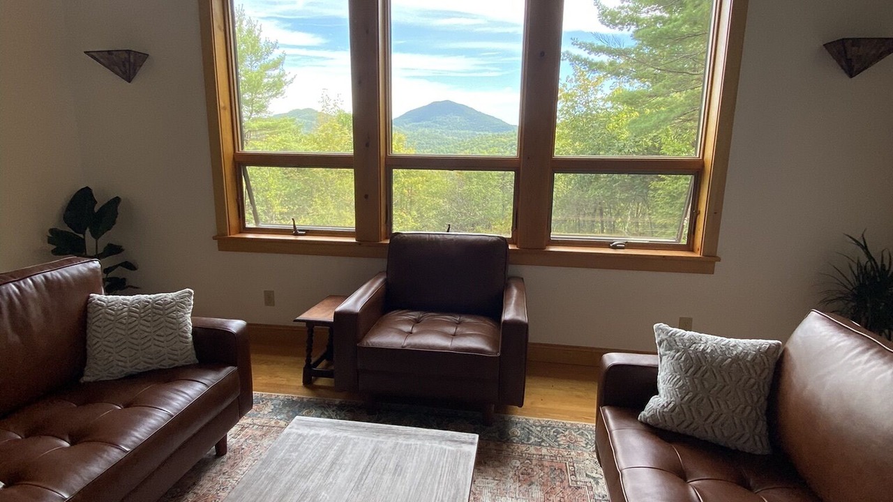 Photo of Livingroom in Keene