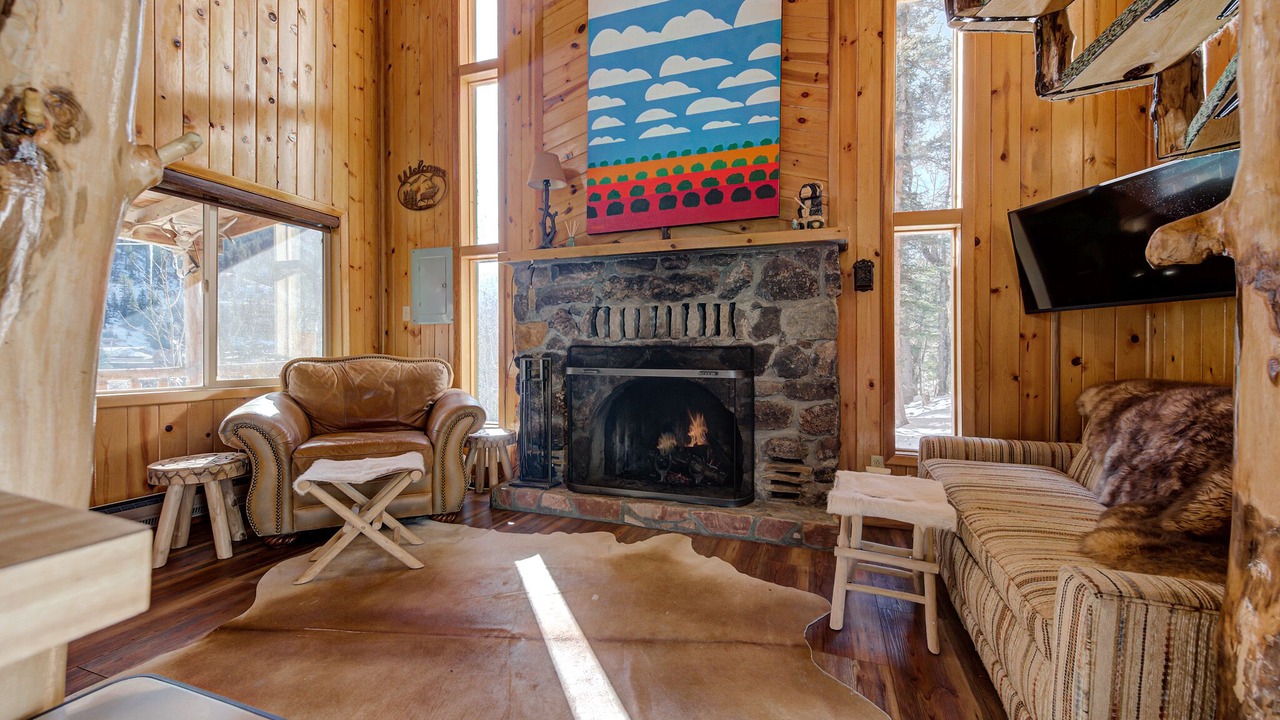 Photo of Livingroom in Red River
