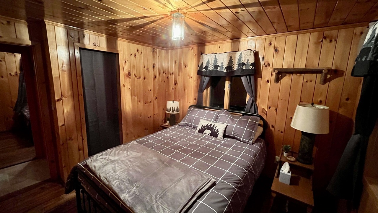 Photo of Bedroom in Errol