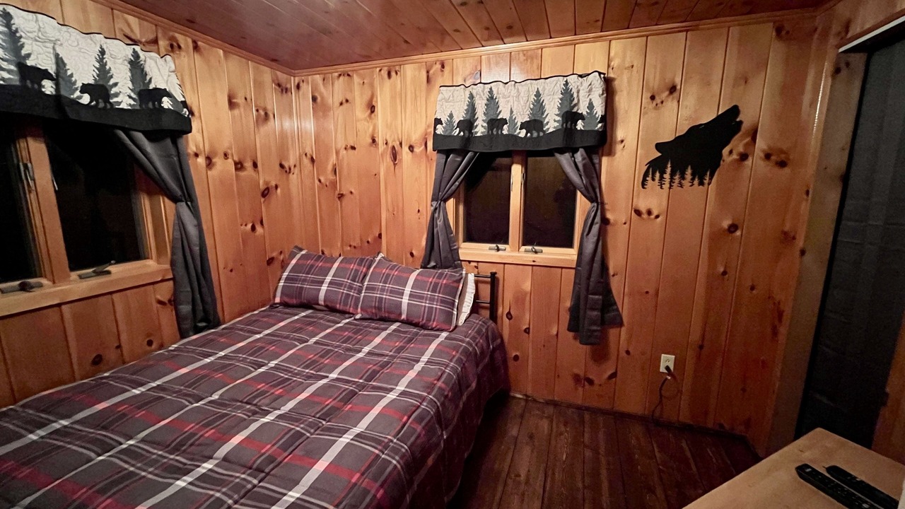 Photo of Bedroom in Errol