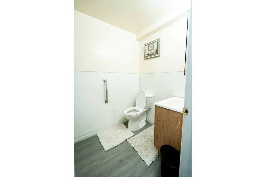Photo of Bathroom in Maplewood