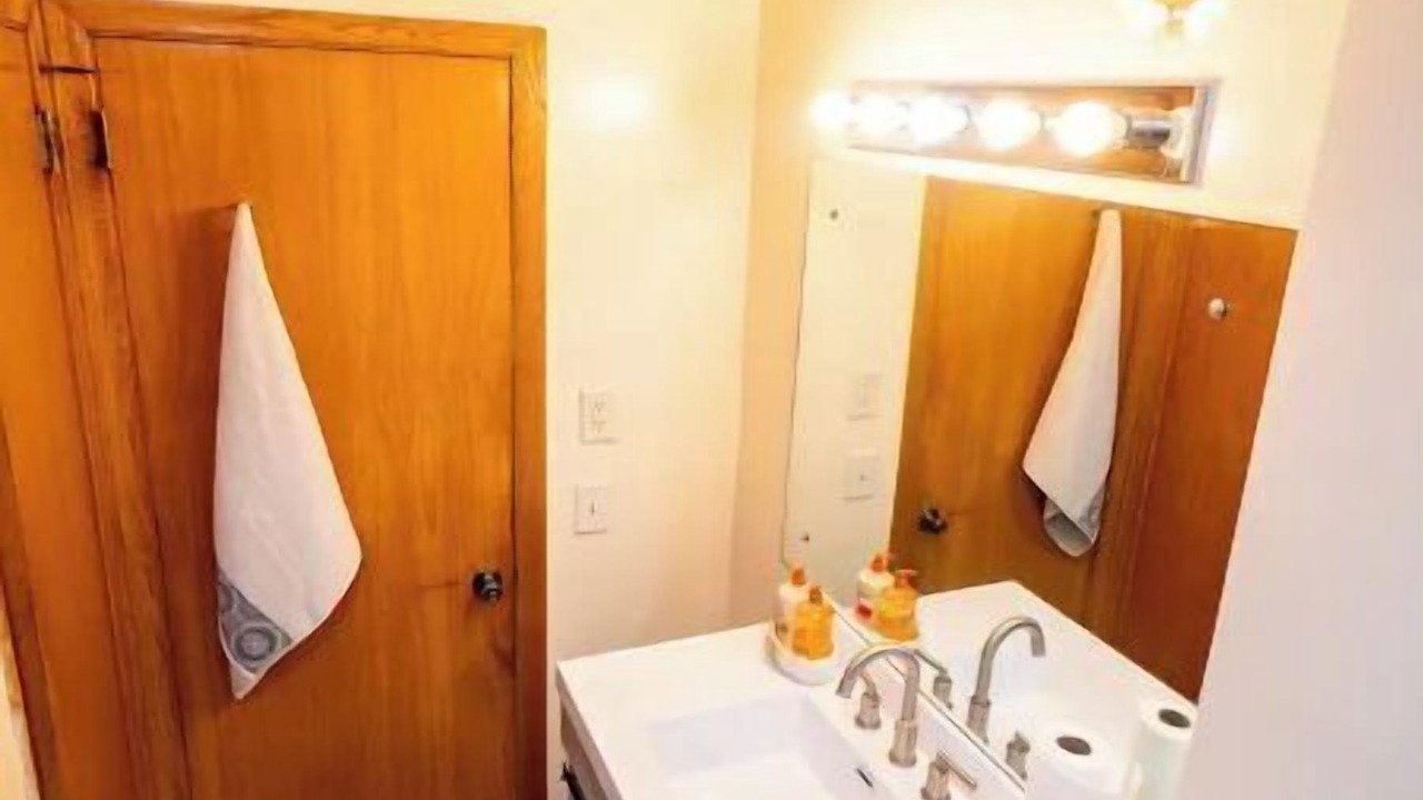 Photo of Bathroom in Maplewood
