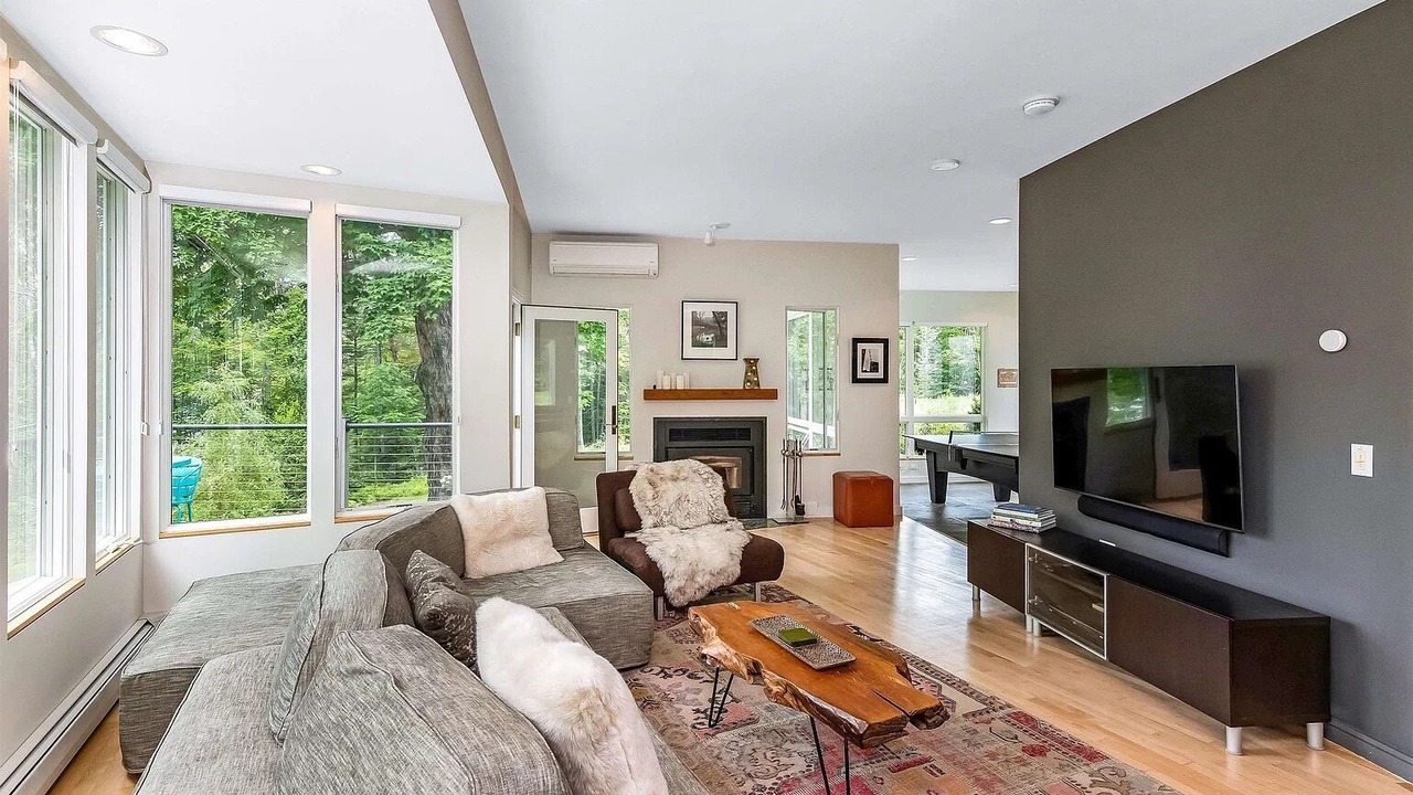 Photo of Livingroom in Stowe