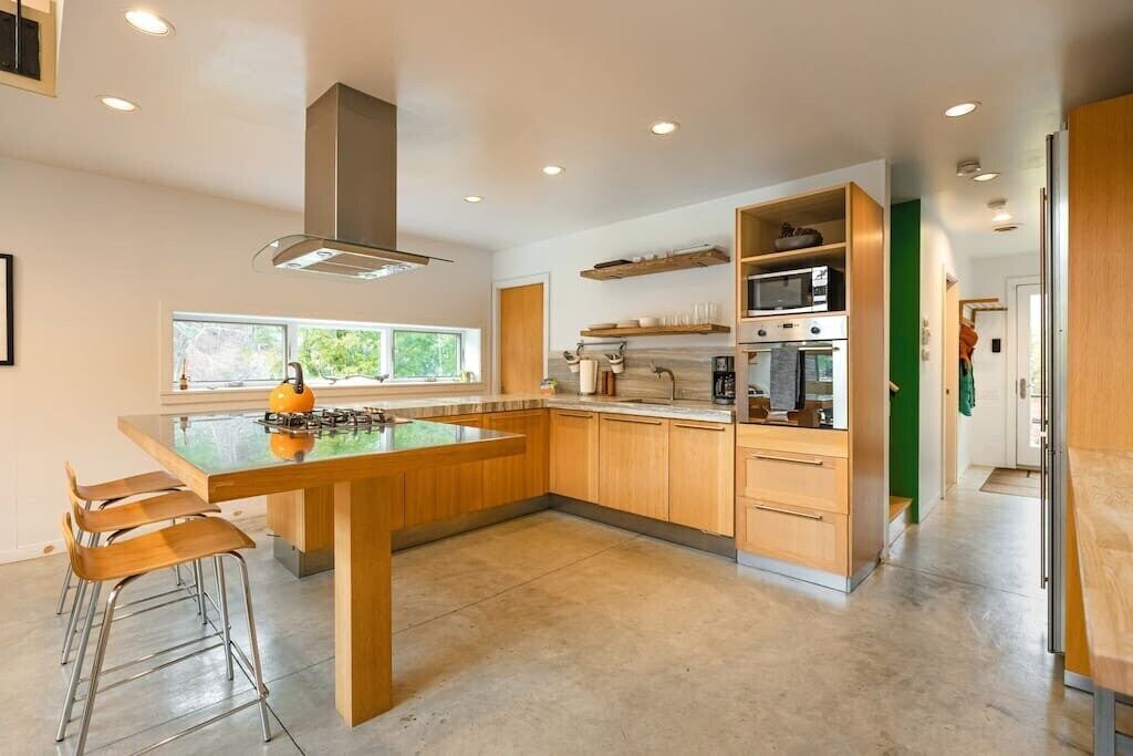 Photo of Kitchen in Jamaica
