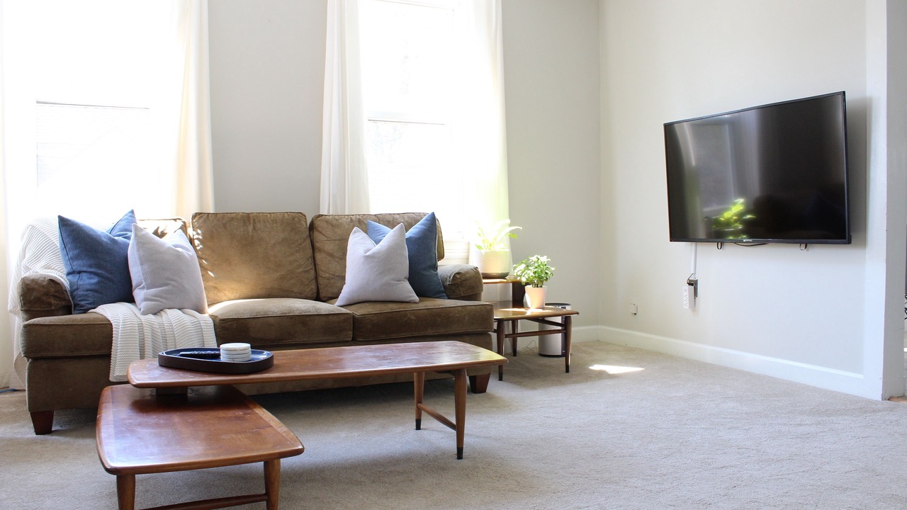 Photo of Livingroom in Cleveland