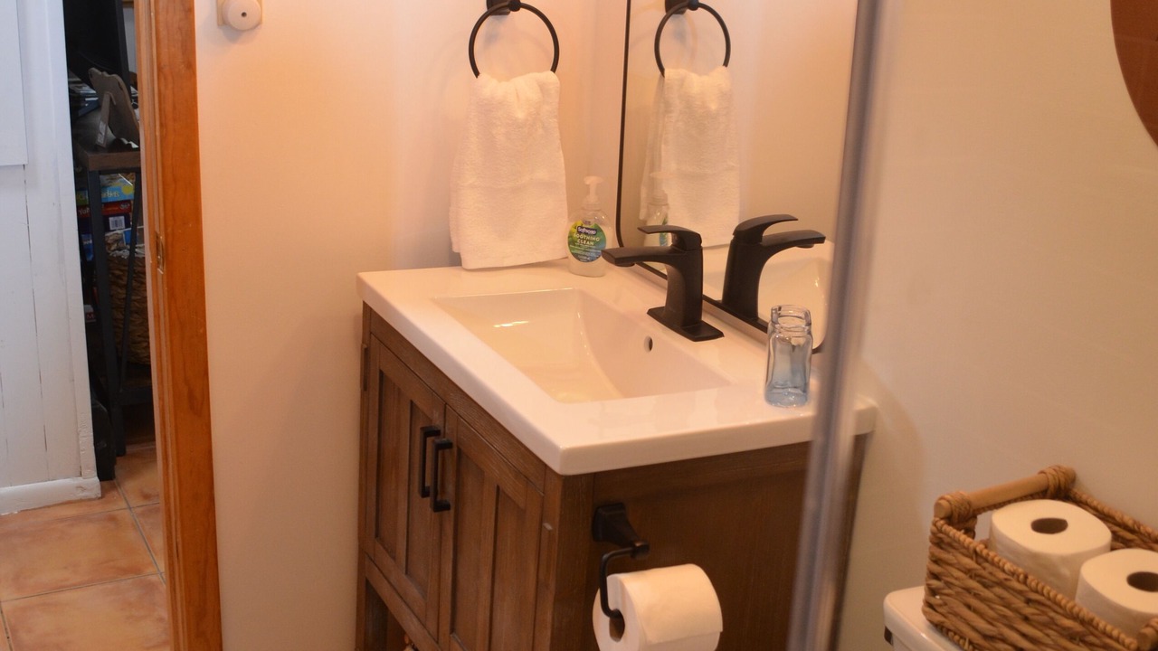 Photo of Bathroom in Arroyo Seco