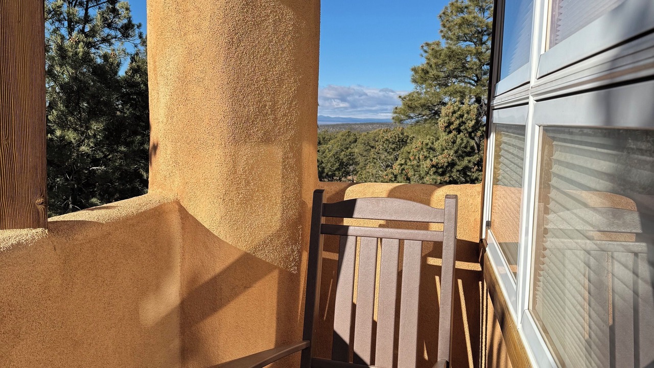Photo of Patio Balcony in Valdez