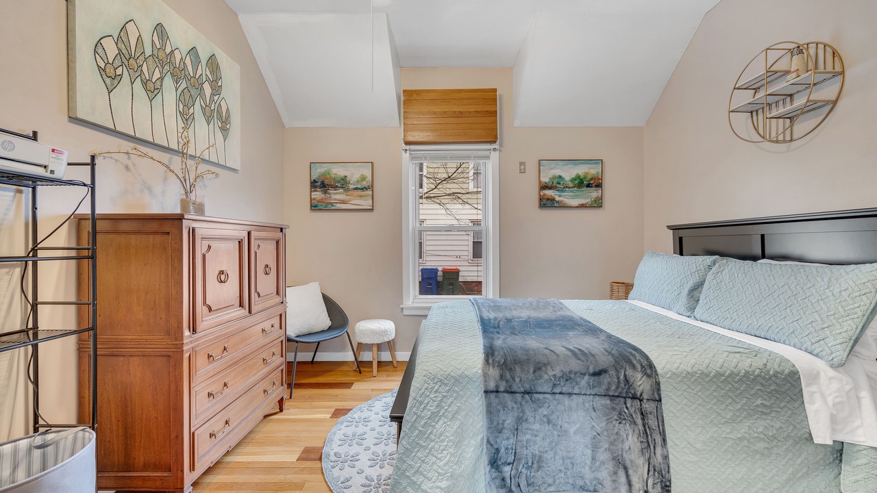 Photo of Bedroom in Wallingford Center