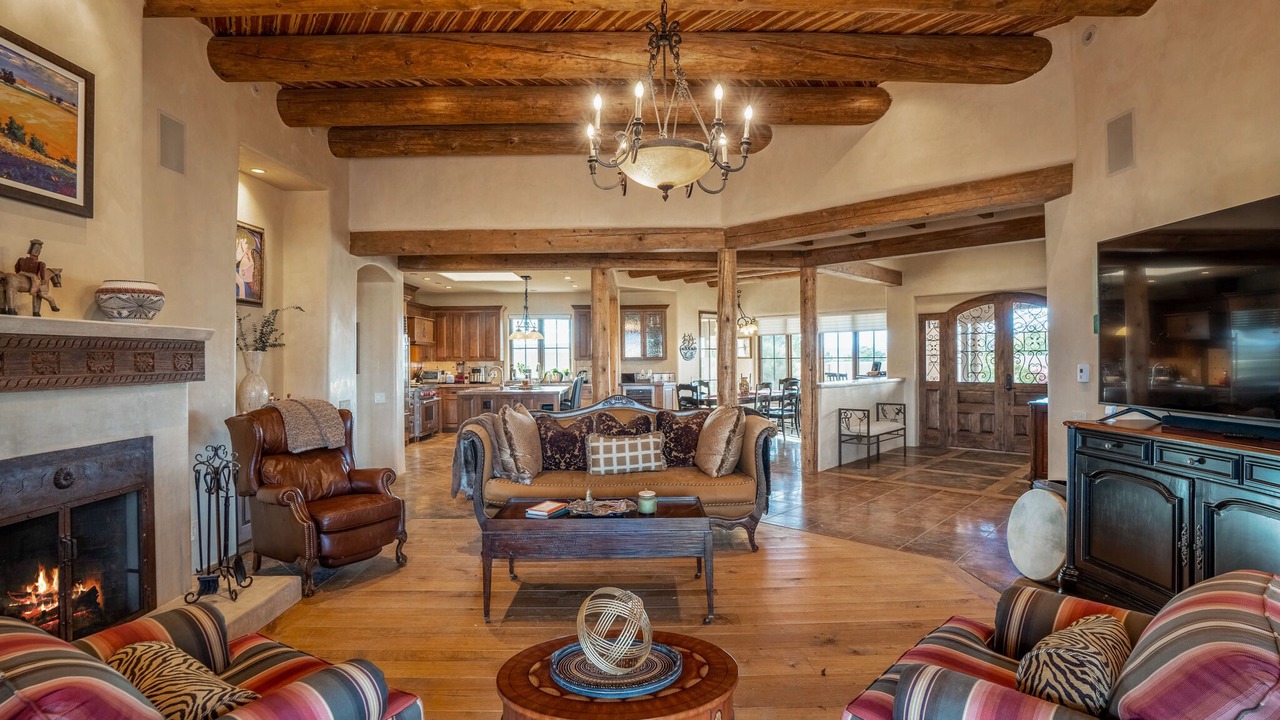 Photo of Livingroom in Las Campanas