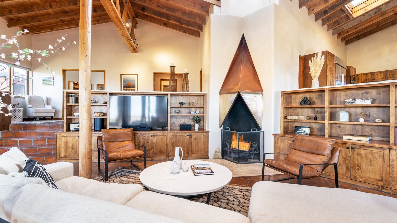 Photo of Livingroom in Chupadero