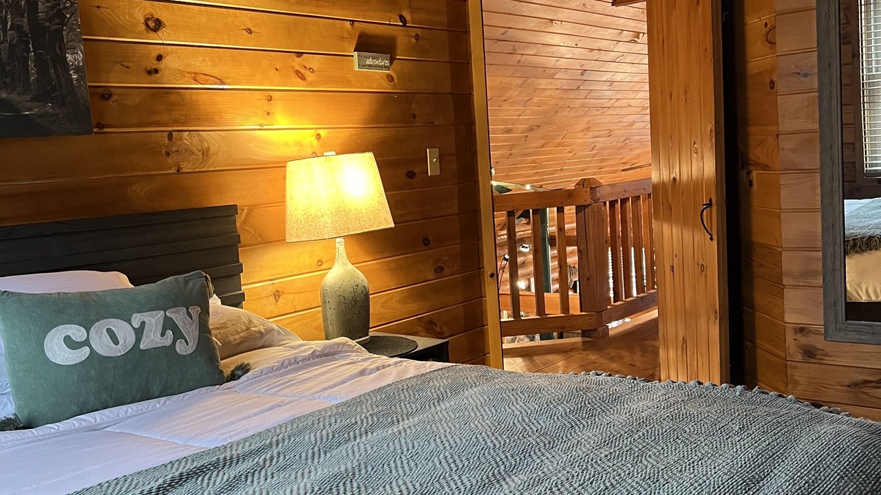 Photo of Bedroom in Decker
