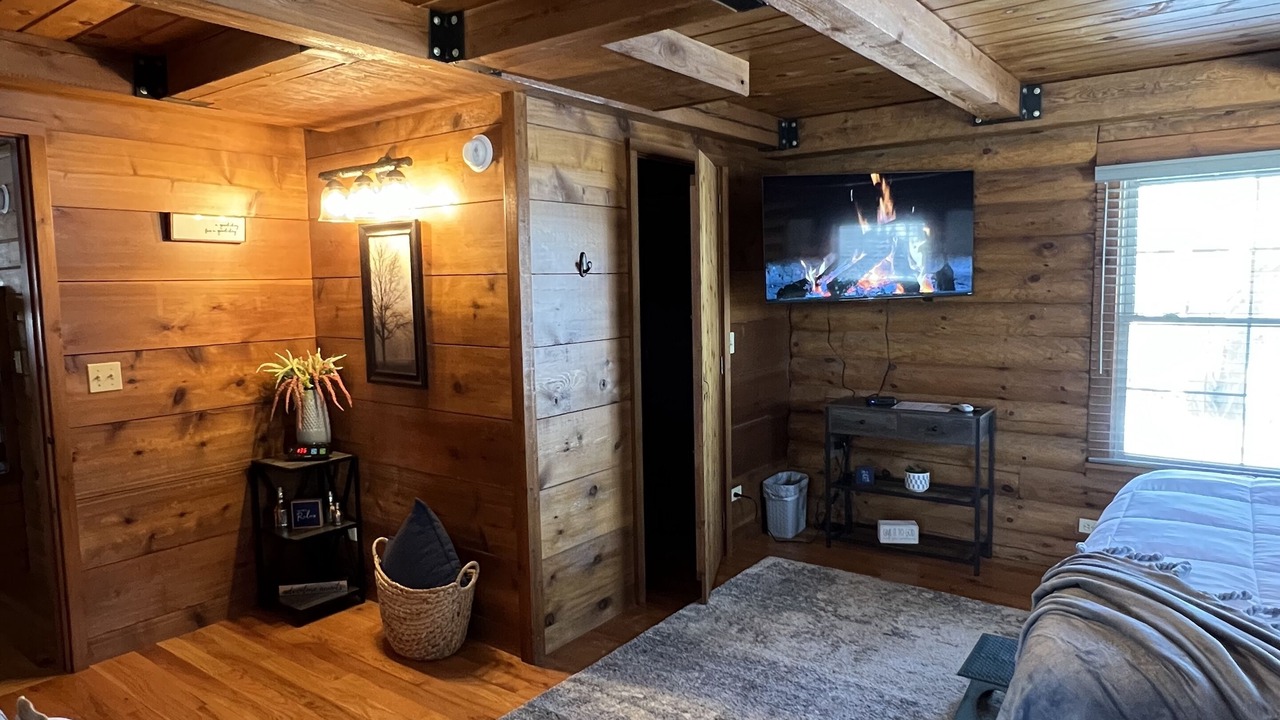 Photo of Bedroom in Decker
