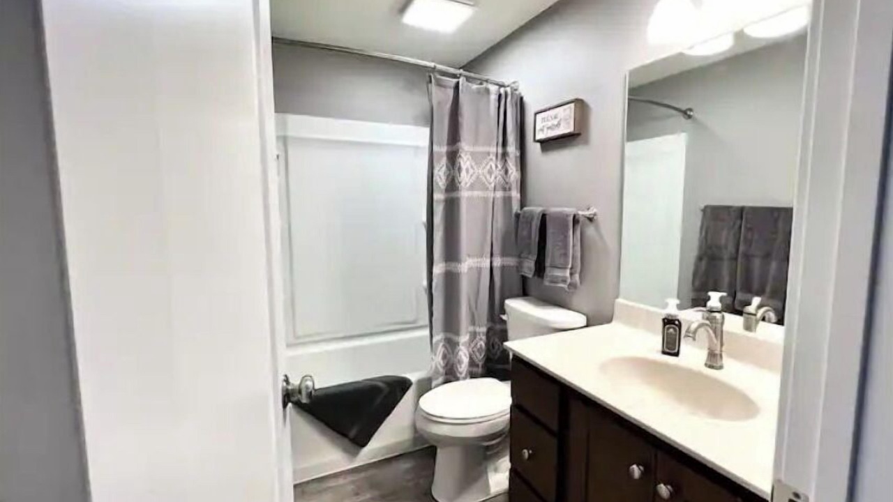 Photo of Bathroom in Decorah