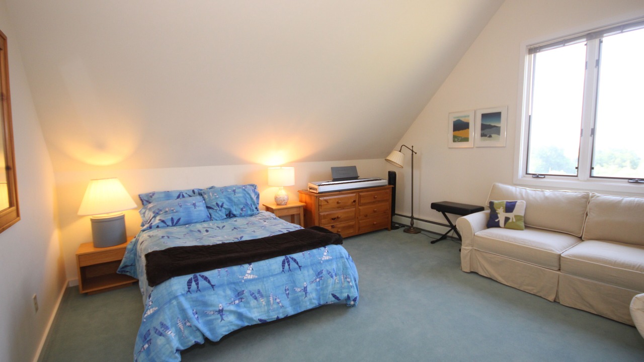 Photo of Bedroom in Stowe Hollow