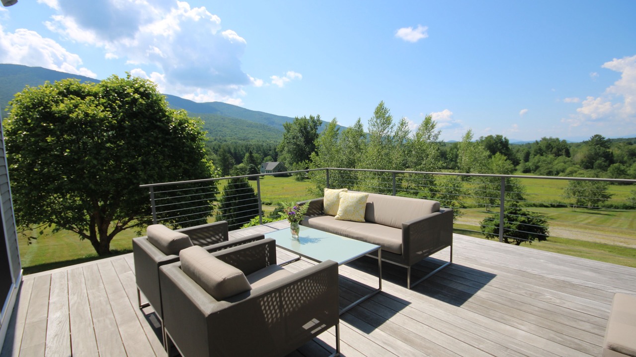 Photo of Patio Balcony in Stowe Hollow