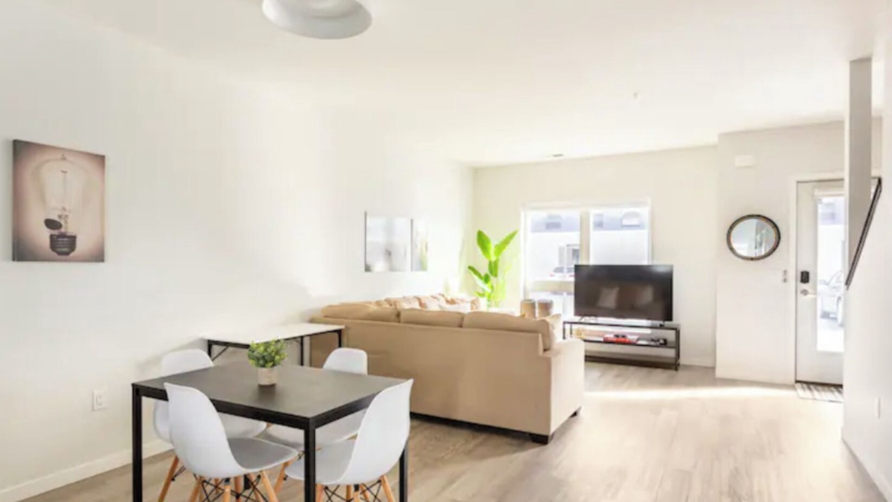 Photo of Livingroom in Richfield