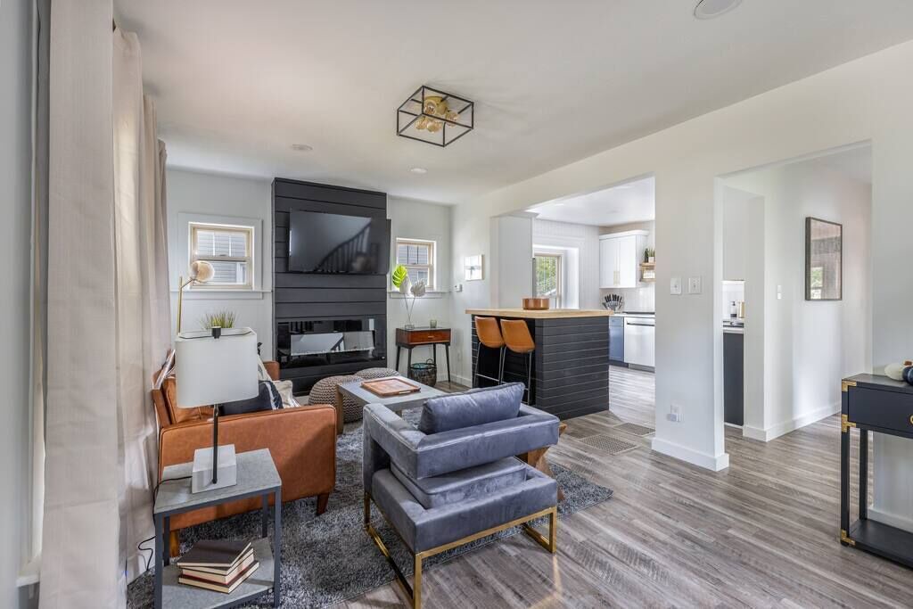 Photo of Bedroom in Highland Square