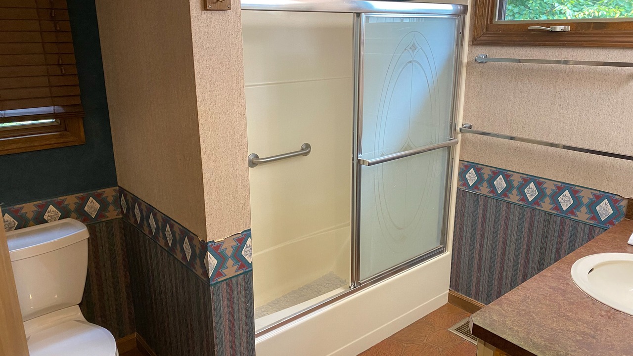 Photo of Bathroom in Jay