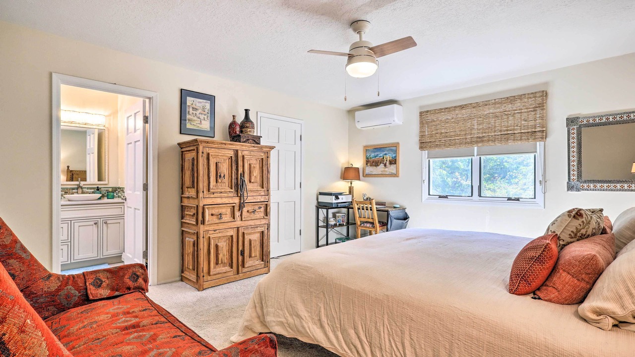 Photo of Bedroom in Northeast Santa Fe