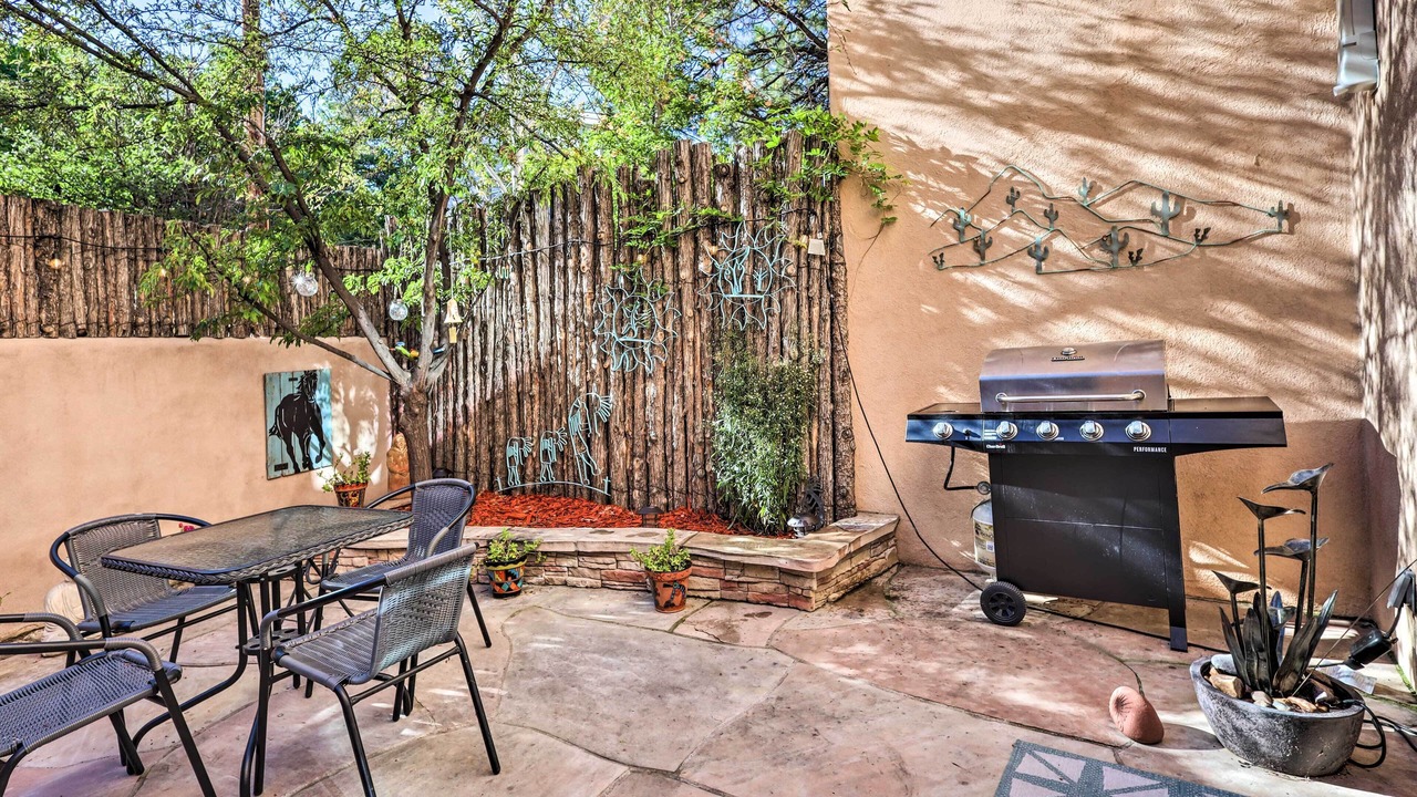 Photo of Outdoor in Northeast Santa Fe