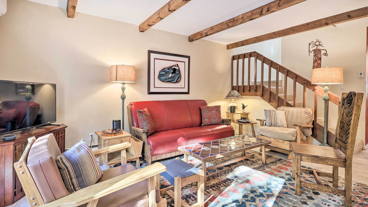 Photo of Bedroom in Northeast Santa Fe