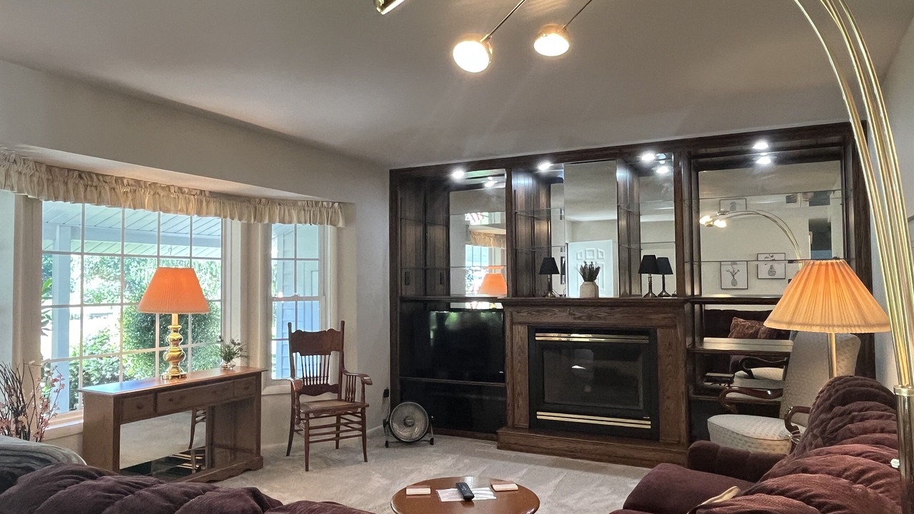Photo of Livingroom in Oneonta