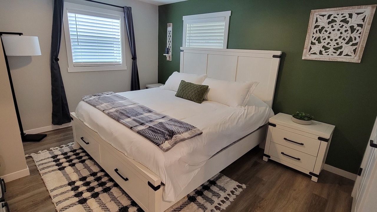 Photo of Bedroom in Motley