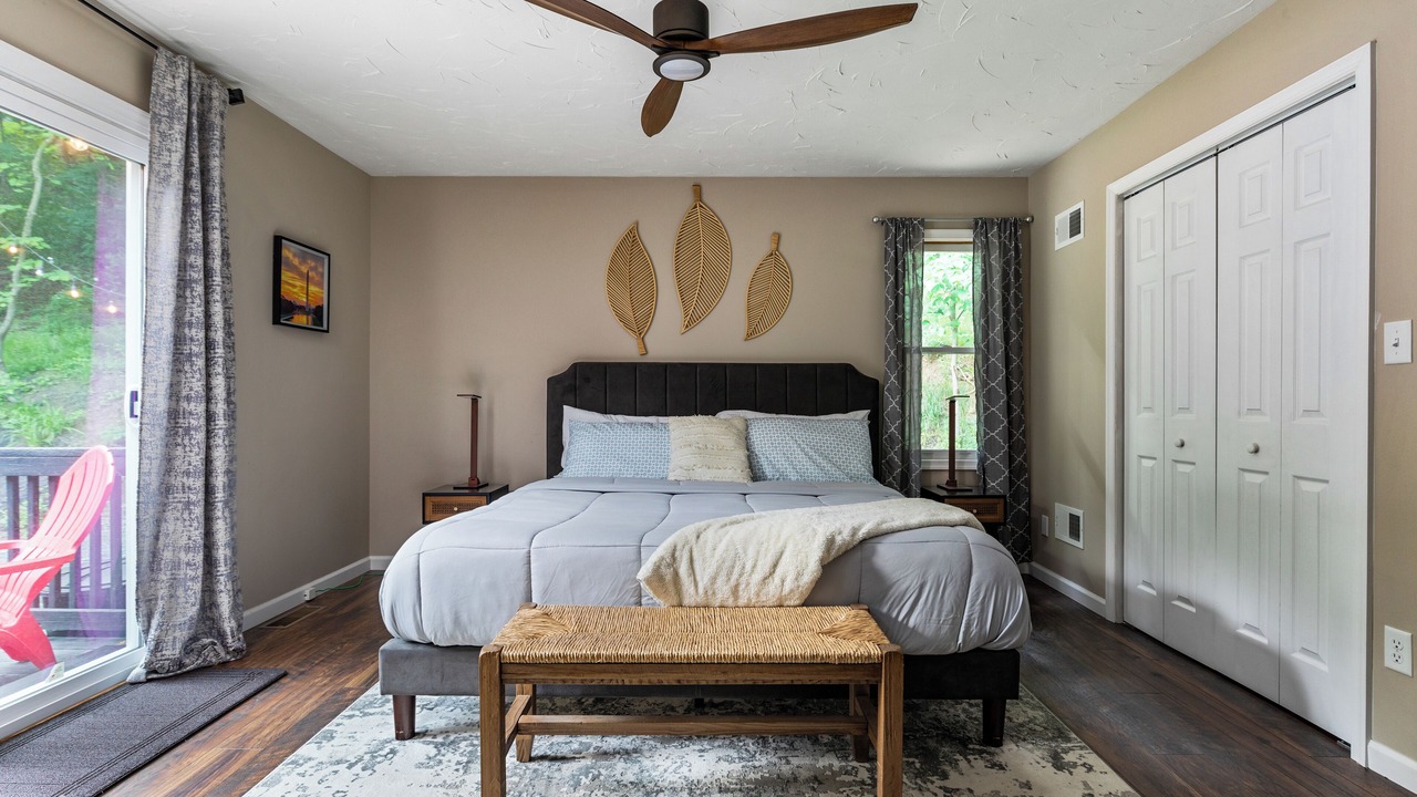 Photo of Bedroom in Berkeley Springs
