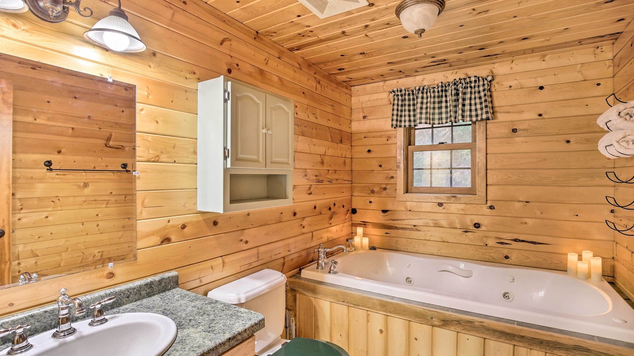 Photo of Bathroom in Lake City