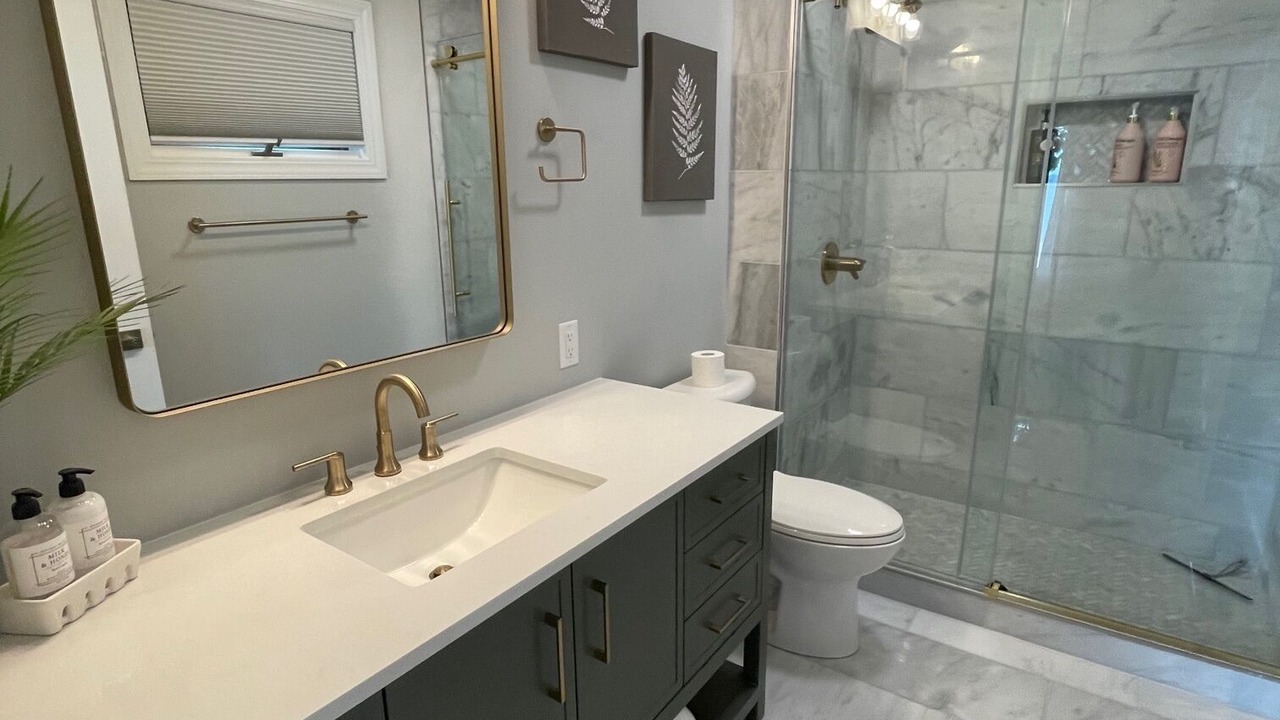 Photo of Bathroom in Clear Lake