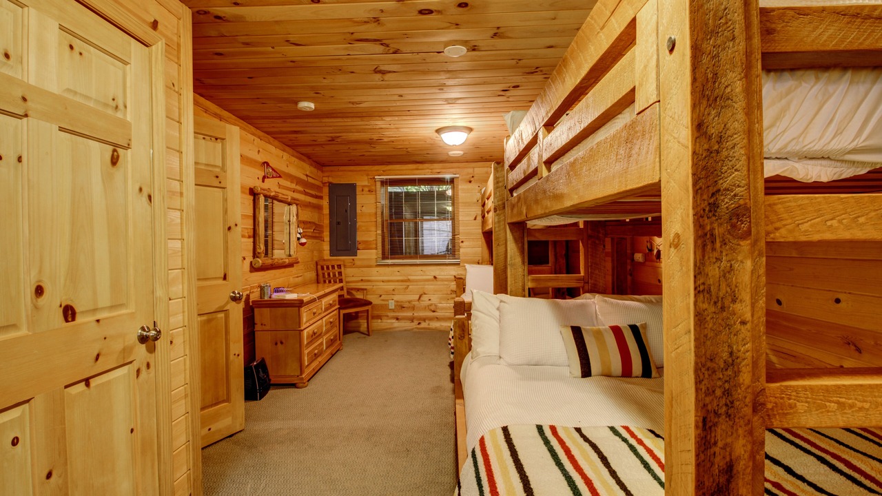 Photo of Bedroom in Aitkin