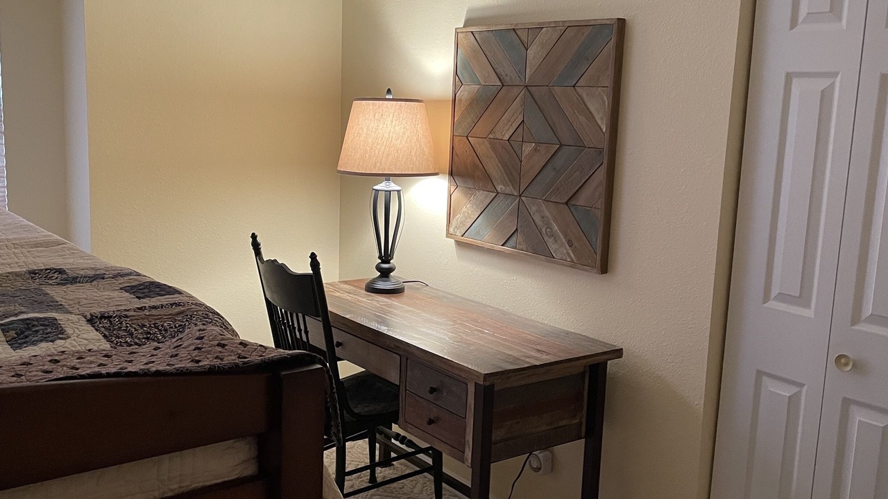 Photo of Bedroom in Raton