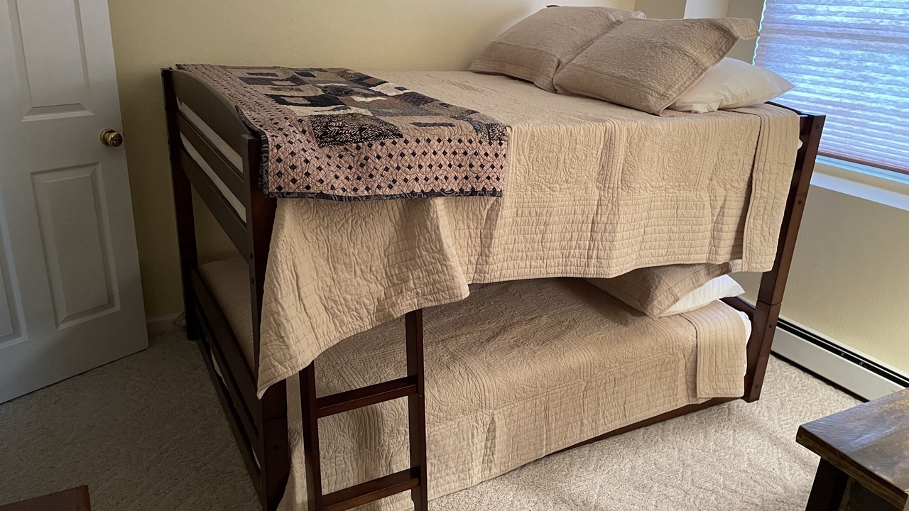 Photo of Bedroom in Raton