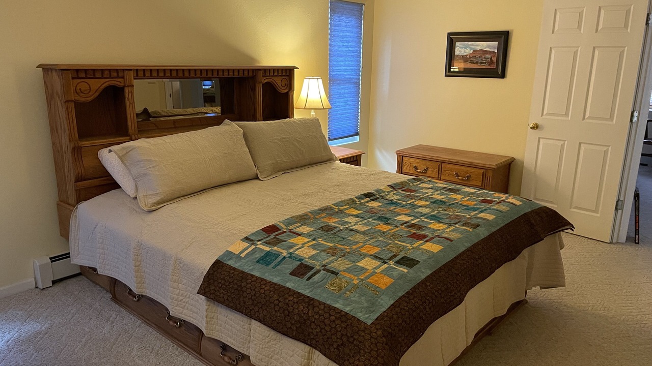 Photo of Bedroom in Raton