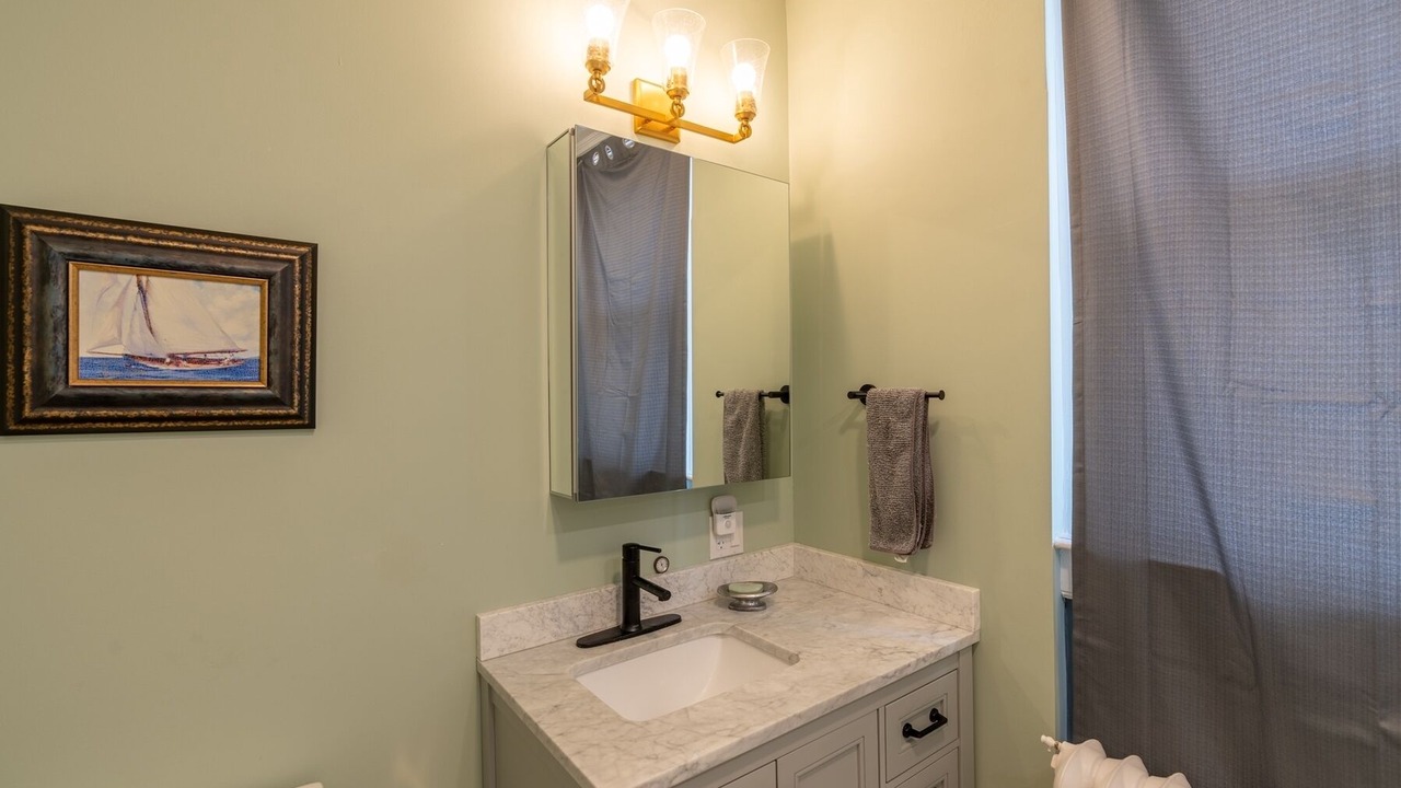 Photo of Bathroom in Hillcrest