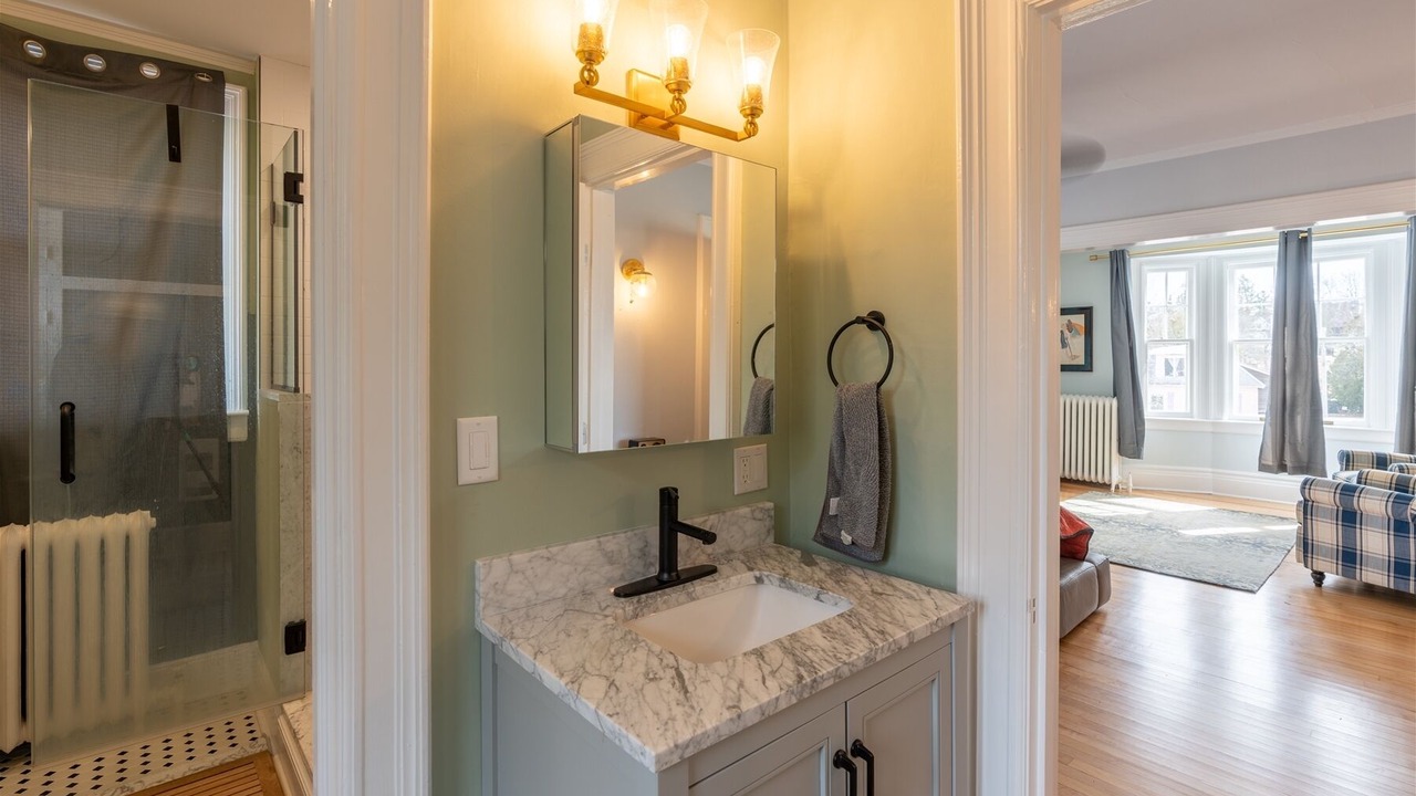 Photo of Bathroom in Hillcrest