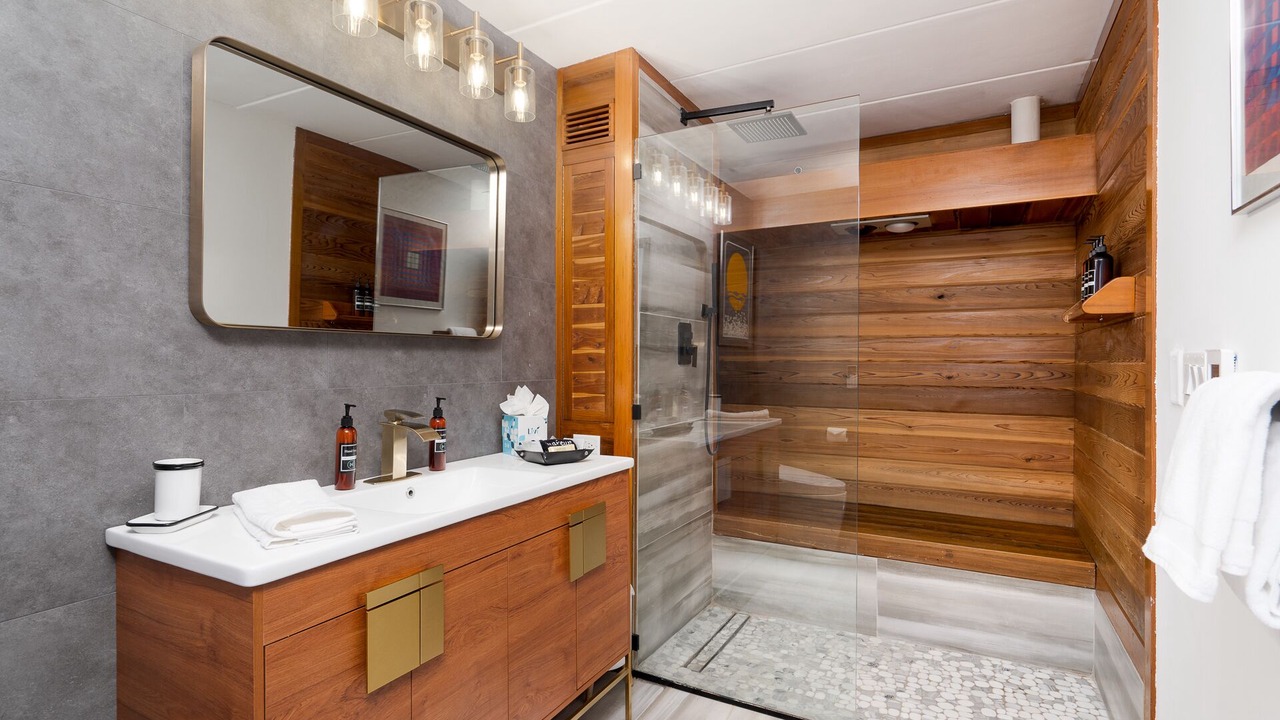 Photo of Bathroom in Seward