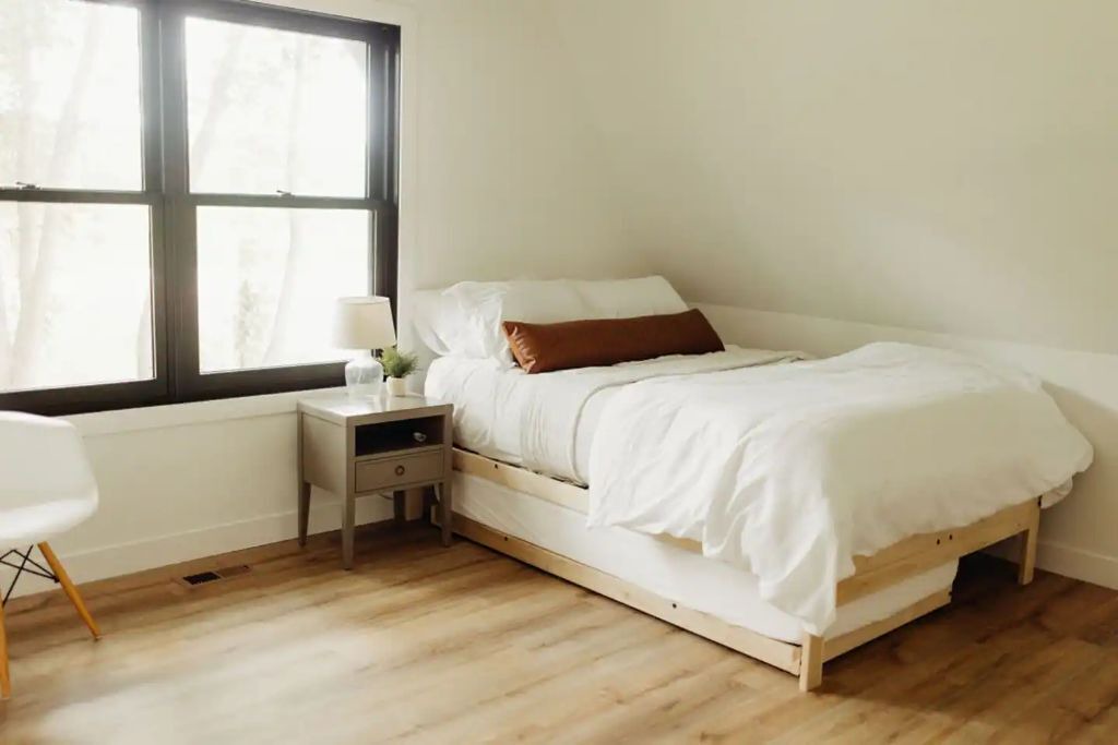 Photo of Bedroom in Alexandria
