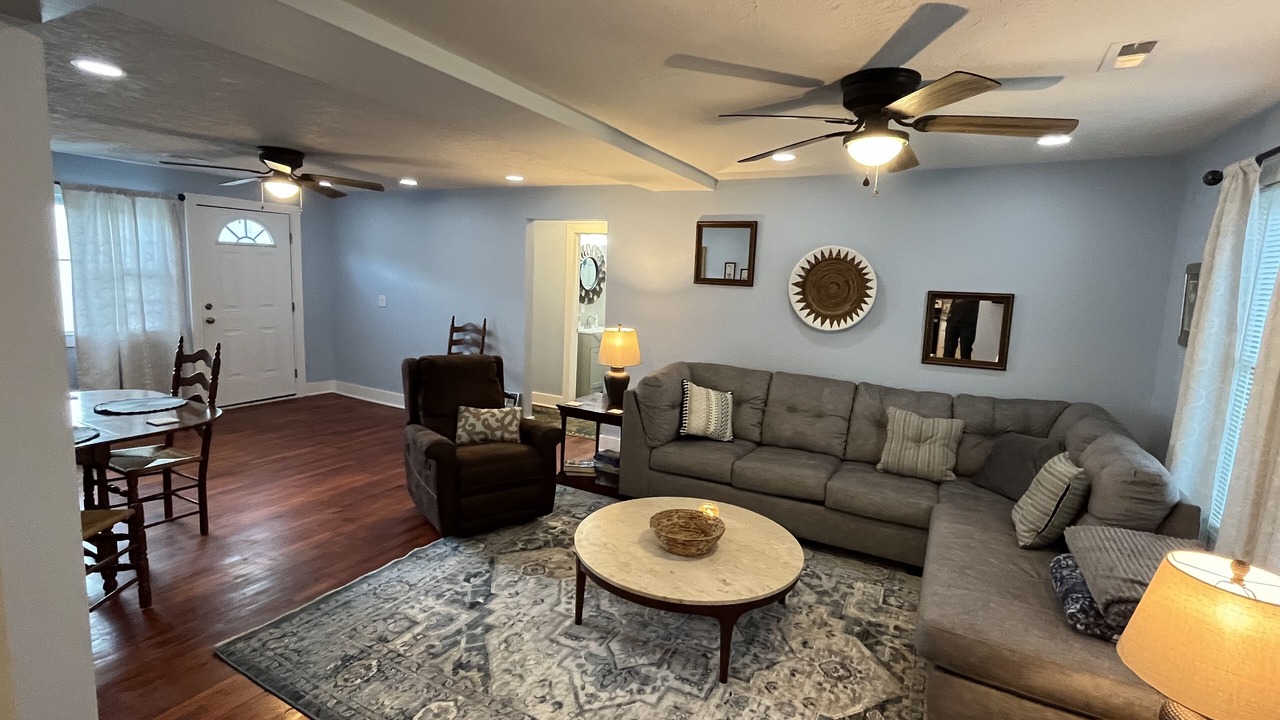 Photo of Livingroom in Radford