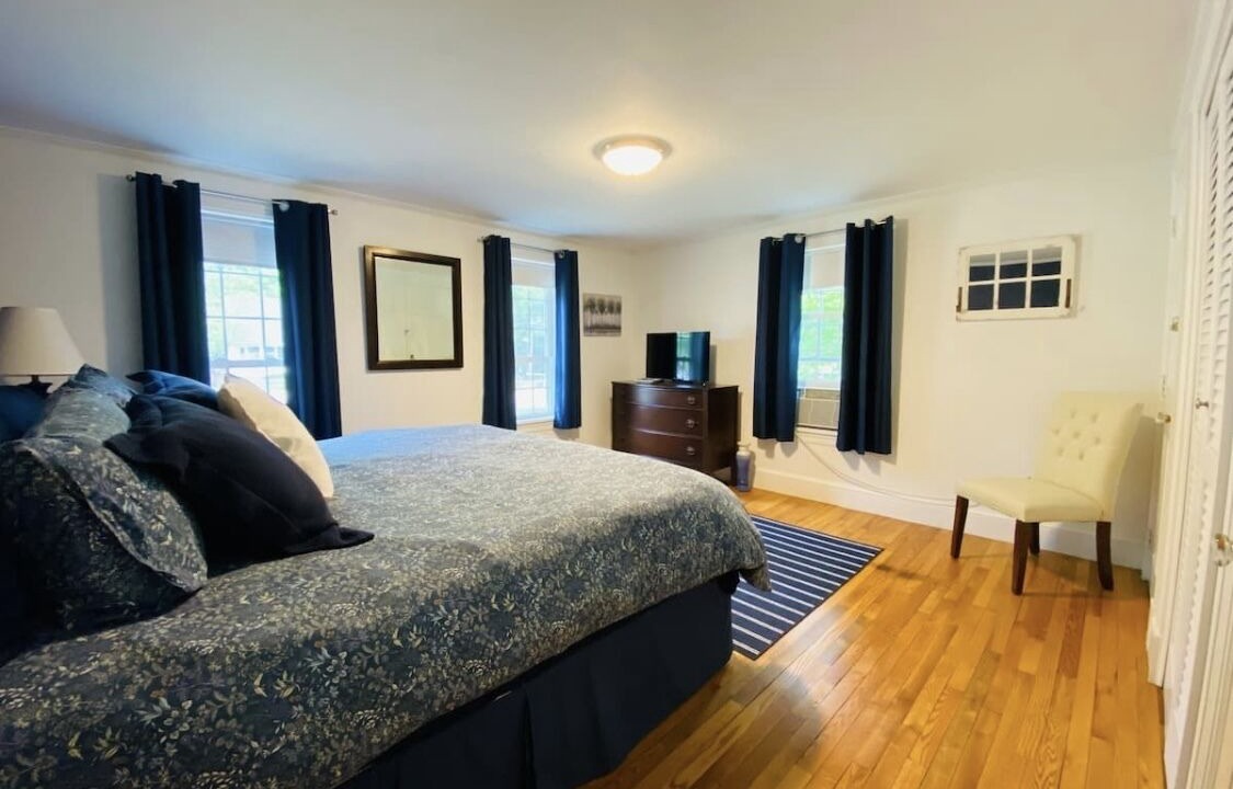 Photo of Bedroom in Conway