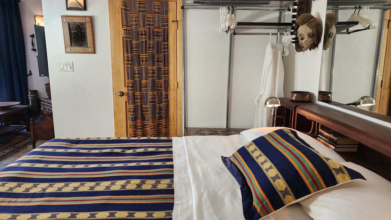 Photo of Bedroom in Canoncito