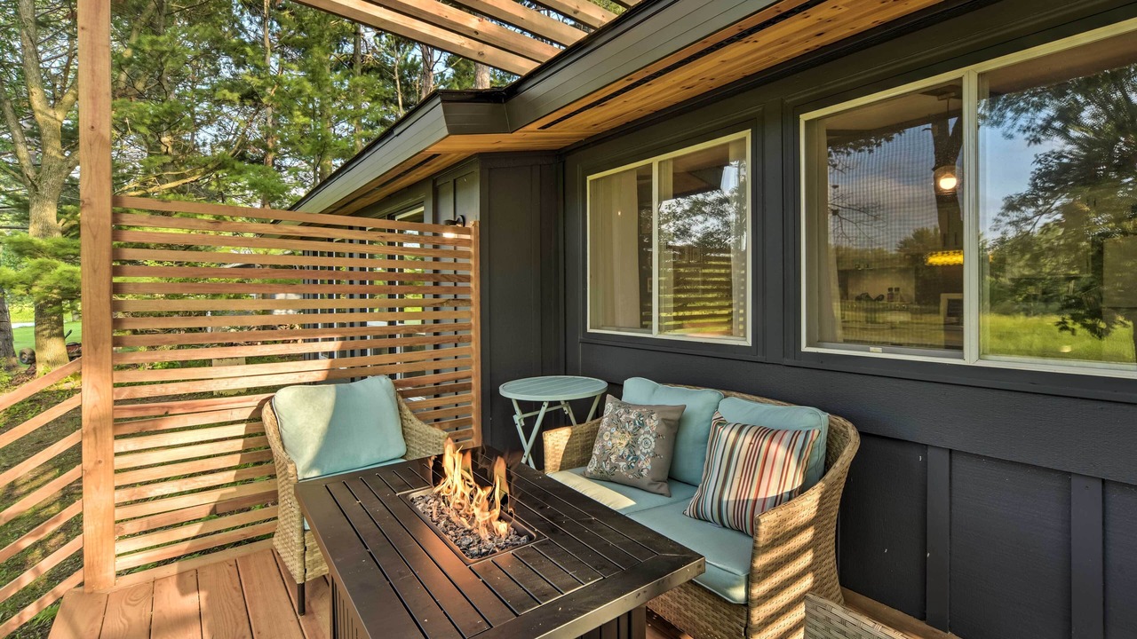 Photo of Patio Balcony in Pine City