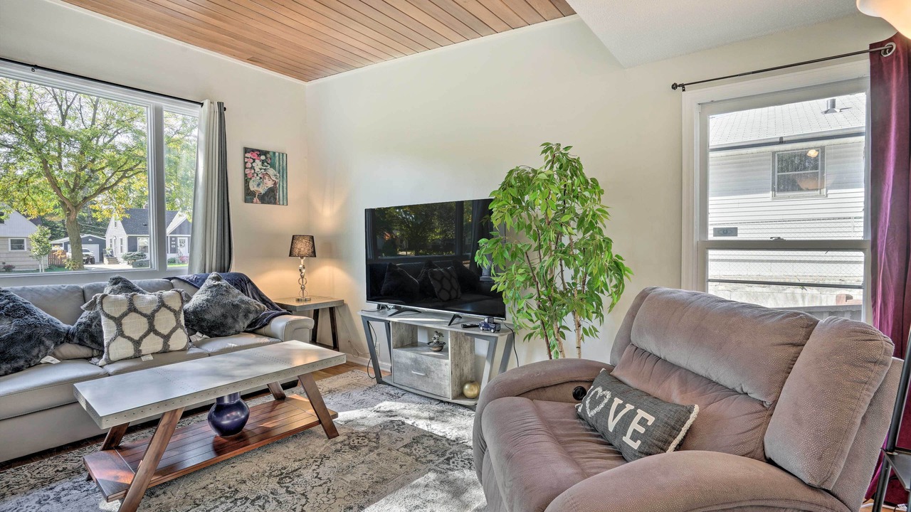 Photo of Livingroom in Highland