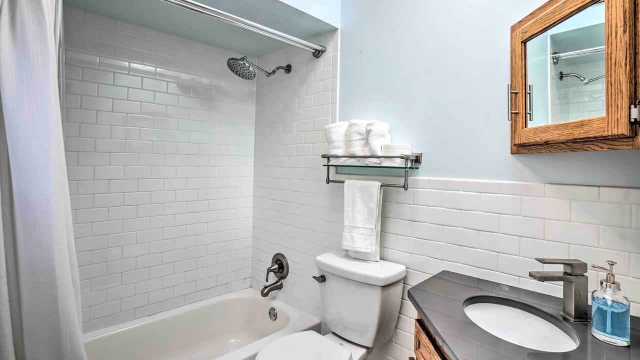 Photo of Bathroom in Northeast Minneapolis Arts District