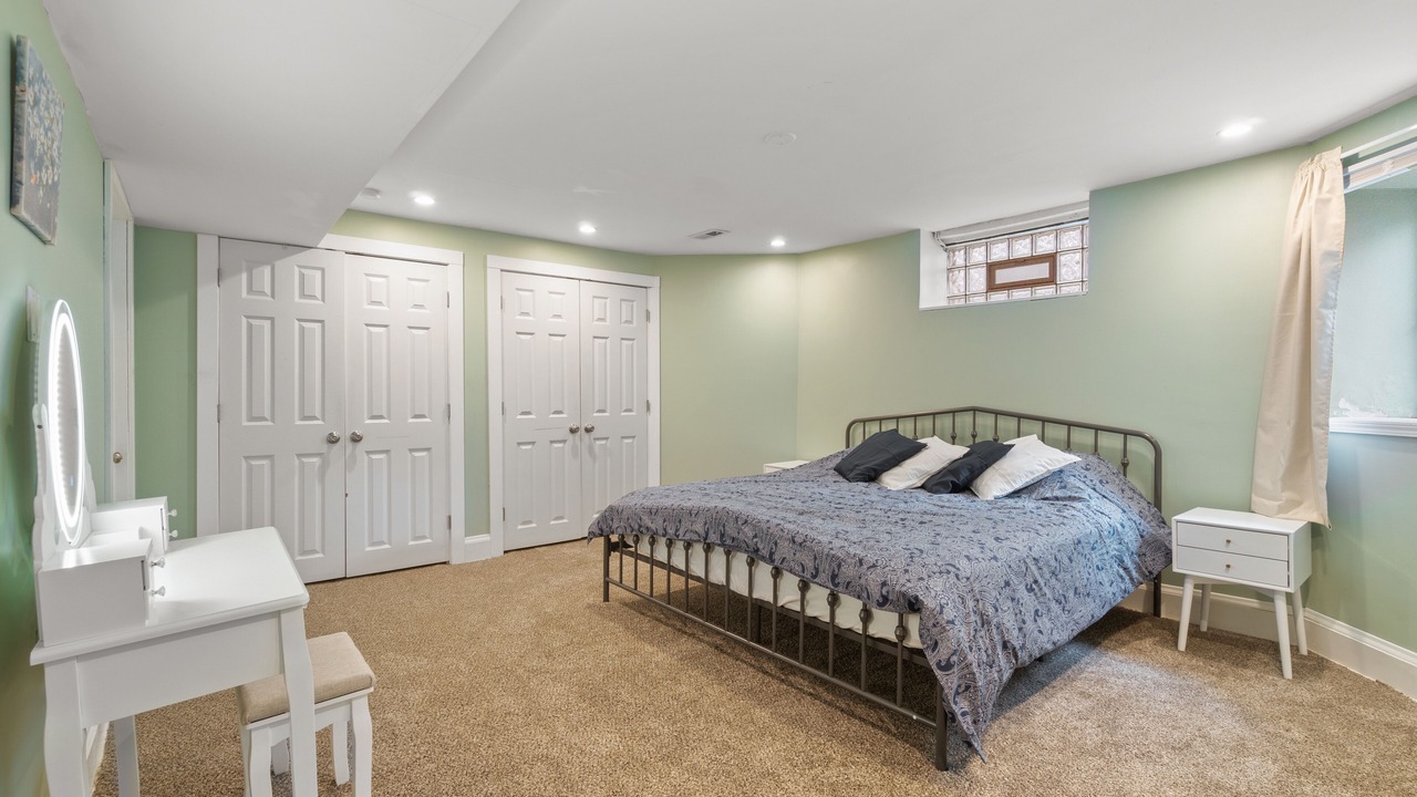 Photo of Bedroom in Whittier