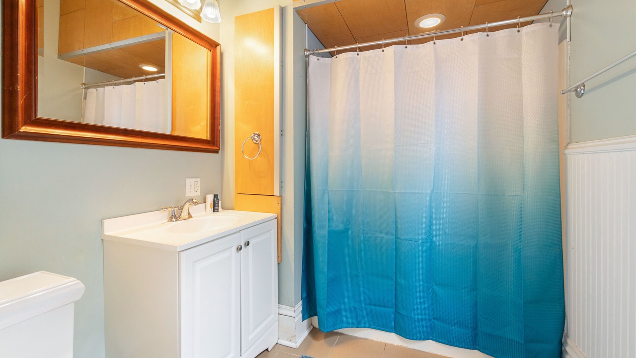 Photo of Bathroom in Whittier