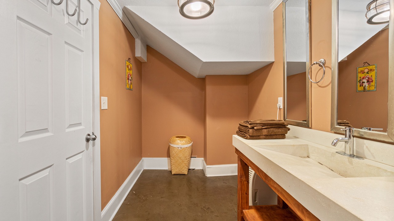 Photo of Bathroom in Whittier