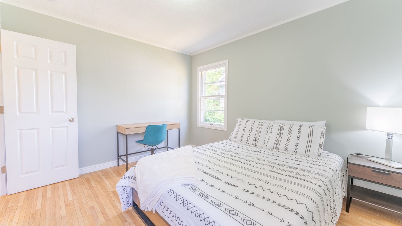 Photo of Bedroom in Powderhorn