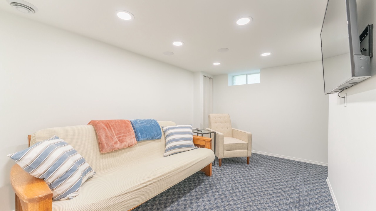 Photo of Livingroom in Powderhorn